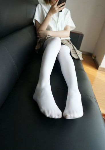 欧美漂亮最火超模写真_4K天堂在线
