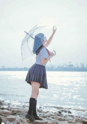 国产片草莓_高清免费观看