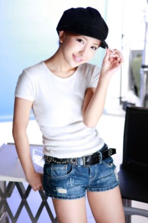 亚洲欧美自拍清纯制服另类_高清免费观看电视剧