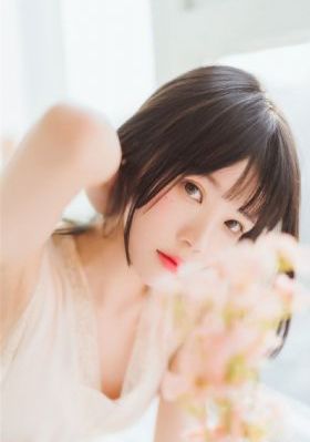 日韩欢快背景音乐_BD英语全集免费观看