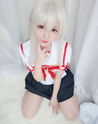 欧美一个小萝莉唱歌_DVD神马在线观看